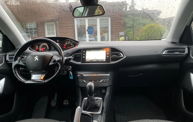 Peugeot 308 cena 38900 przebieg: 145000, rok produkcji 2018 z Drezdenko małe 254